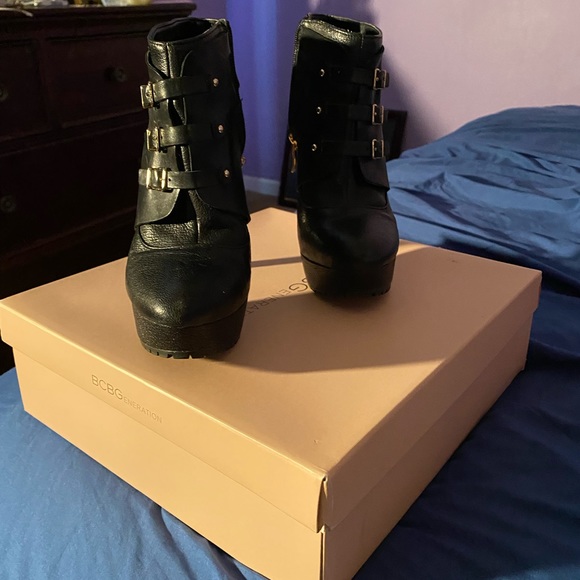 BCBGeneration Booties - Picture 4 of 4